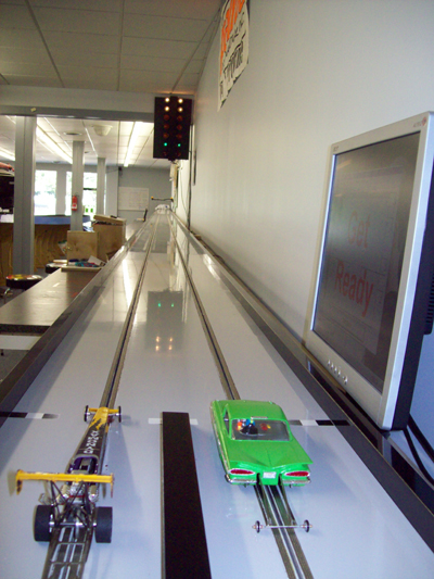 Slot Car Drag Racing